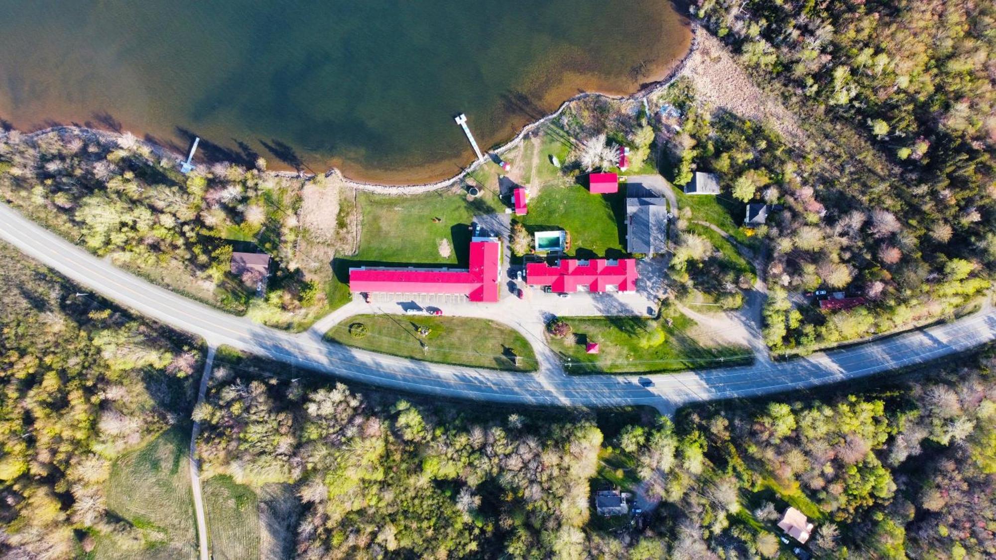 Trailsman Lodge Baddeck Exterior photo